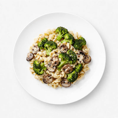 • Creamy Mushroom Alfredo Pasta